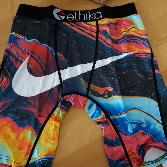 Ethika - Picture 2 of 3